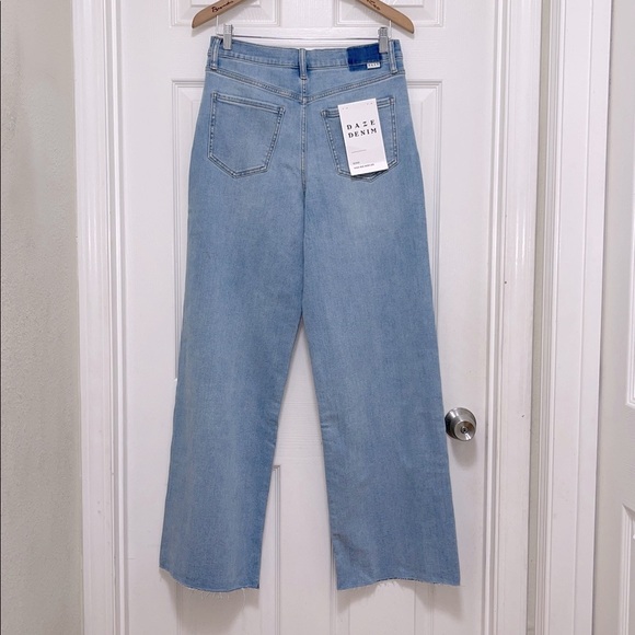 NWT Daze Denim Echo High Rise Wide Leg Jean in Blooming Vintage - Picture 7 of 9